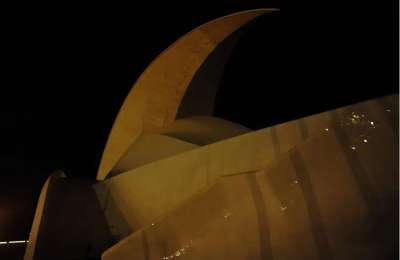 The Canary Islands will be plunged into darkness from 10:00pm tonight to save energy
