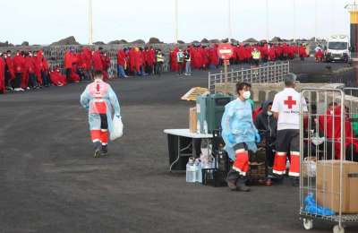 367 migrants rescued in Canarian waters including a child in critical condition