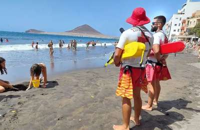 The Red Cross has over 100 personnel patrolling 21 beaches in Tenerife 