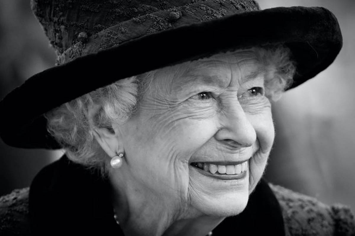 The Queen died peacefully with Charles and Anne at her bedside