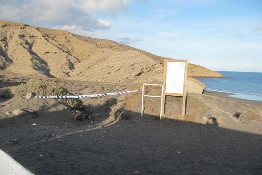 Bathing prohibited in four beaches in the south of Tenerife