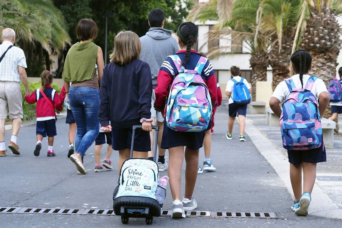 24 schools are seriously damaged by the rain, and classes will be affected today