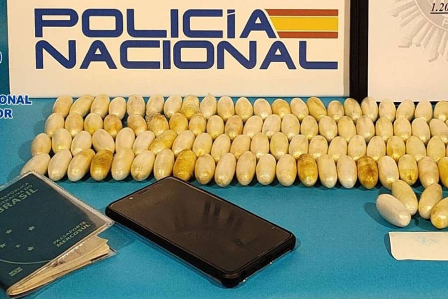 National Police arrest a ‘drug mule’ with 104 cocaine capsules in his stomach