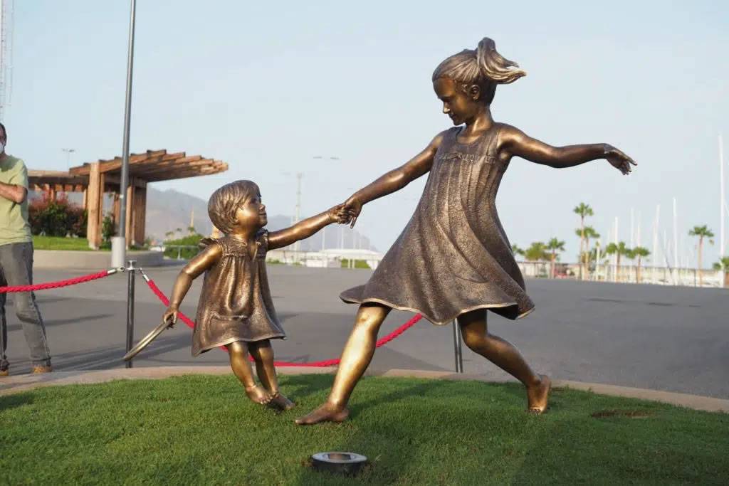 New statue ensures that the memory of Anna and Olivia will live on forever