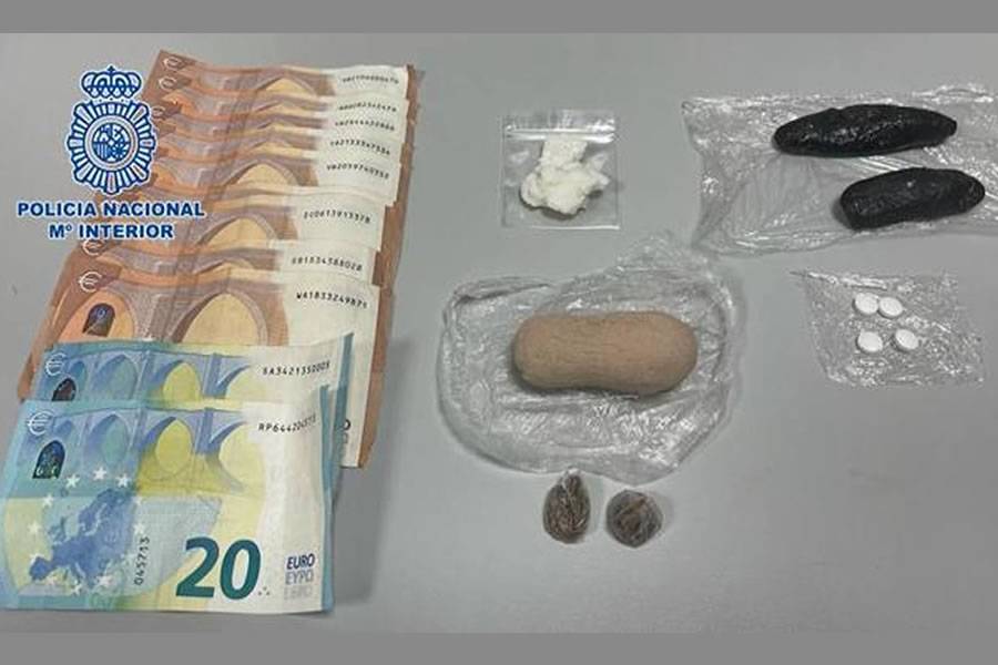 Three women arrested trying to smuggle drugs into Las Palmas II prison
