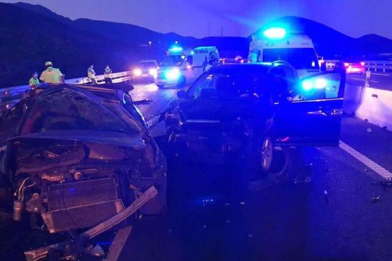 Two dead due to kamikaze driver on the GC-1 motorway