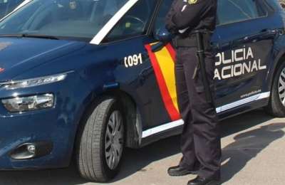 Owner of a Tenerife travel agency arrested for scamming 40,000 euros from clients