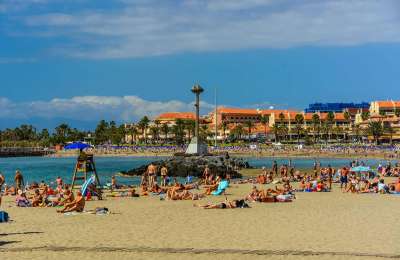 The Canary Islands received almost a million international tourists in September