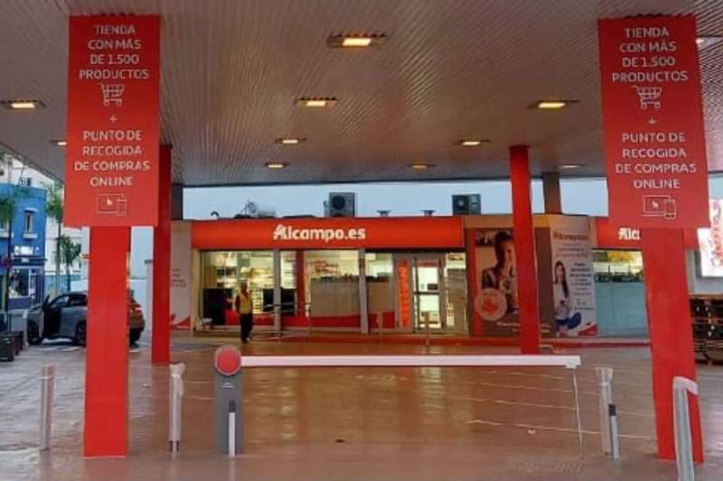 Alcampo opens a new collection point in the centre of Los Cristianos