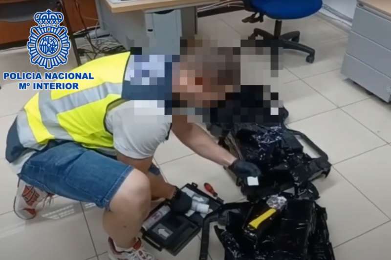 14 kilos of cocaine found in luggage of a 75-year-old at Lanzarote airport