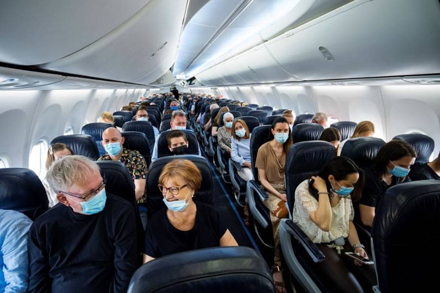 Canarian Weekly Spain will continue with masks on public transport