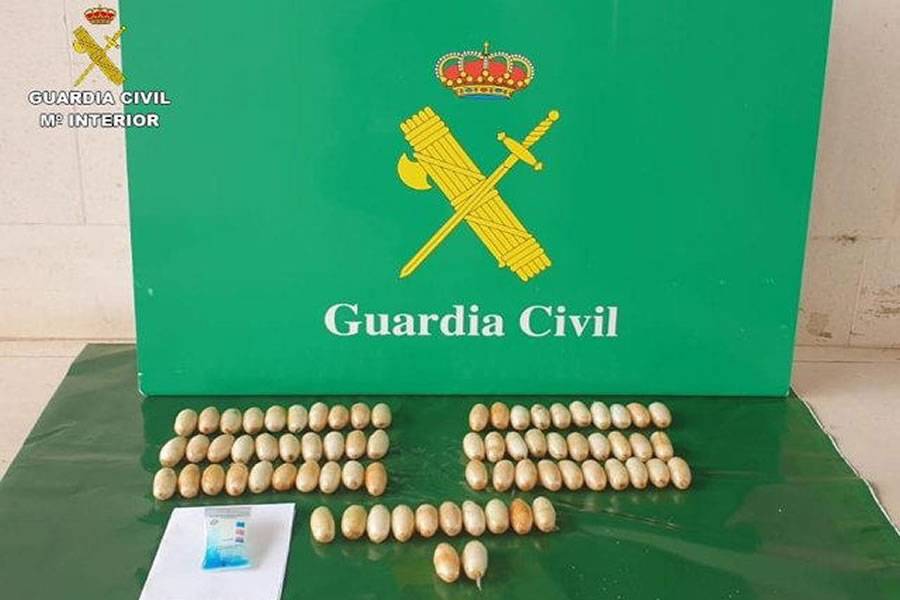 Plane makes emergency landing in Gran Canaria because of ‘drug mule’