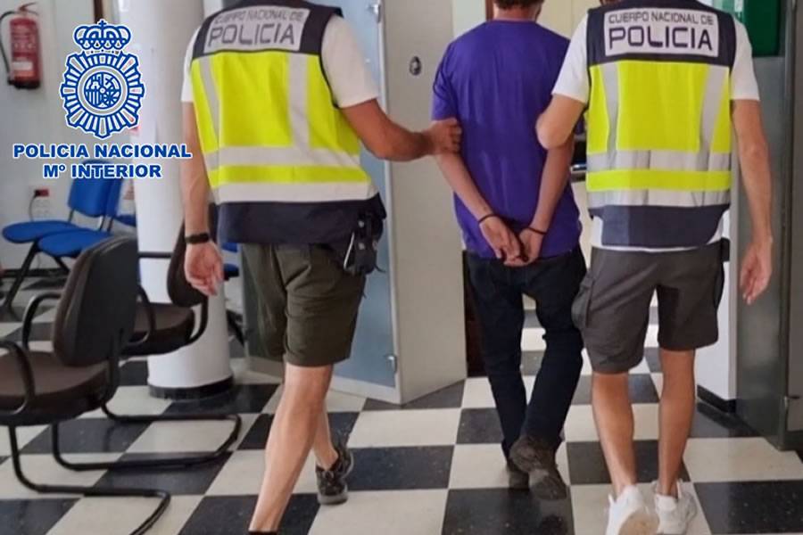 Five arrested at Tenerife airport flying to UK and Ireland with false passports Five arrested at Tenerife airport flying to UK and Ireland with false passports