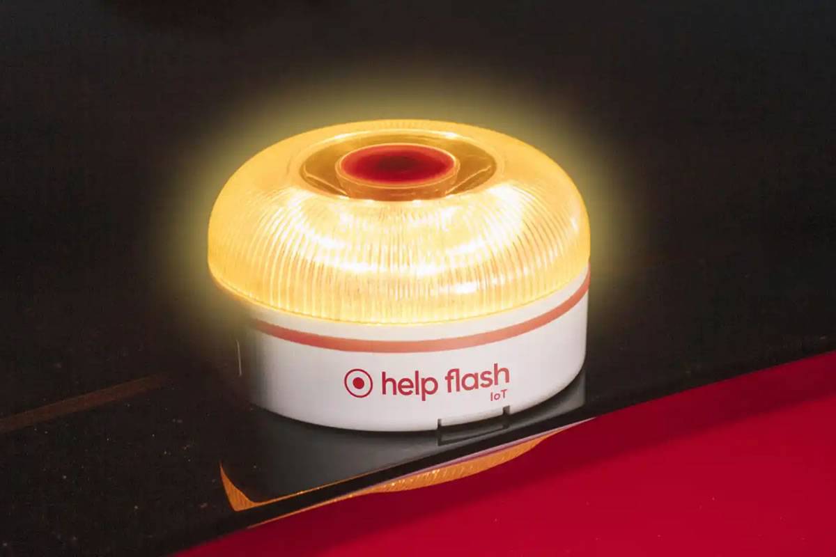 New beacon to replace emergency triangle in Spain approved by the DGT