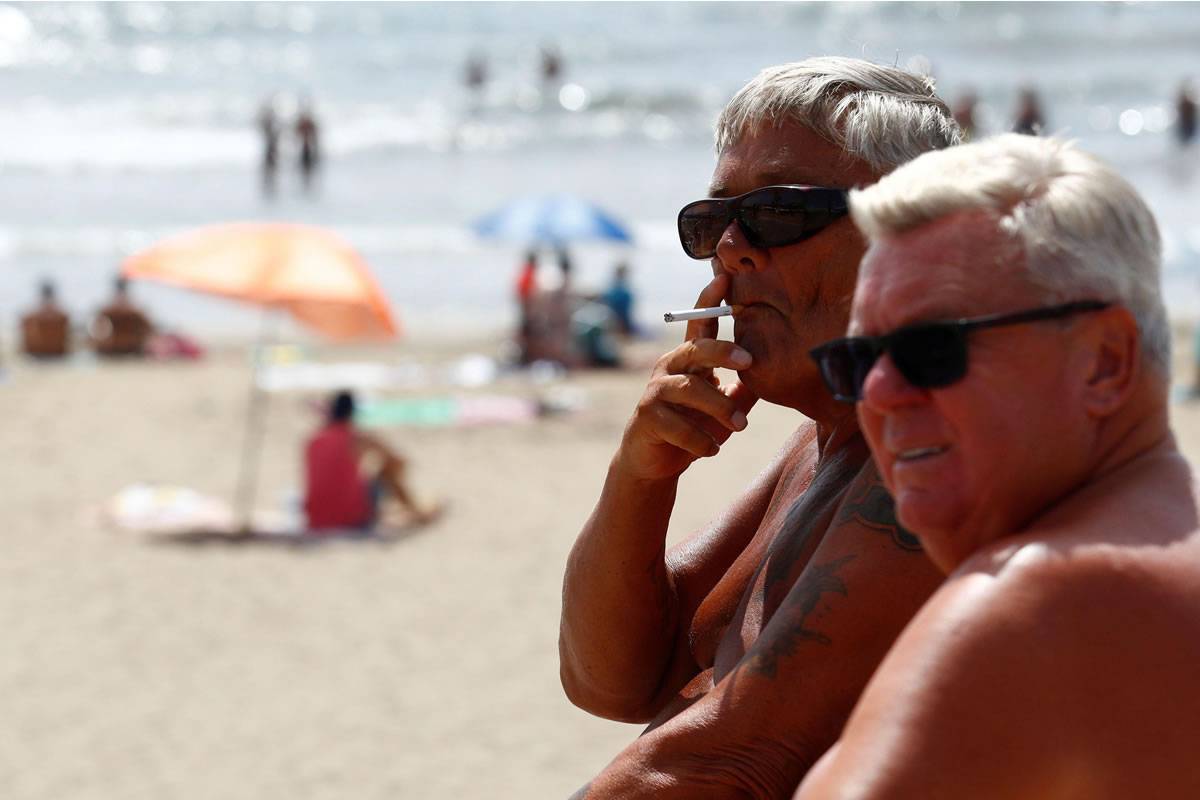 New law to stop smoking on beaches takes effect today