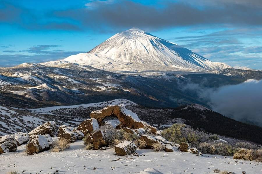 Snow and rain are forecast throughout the Canary Islands later this week