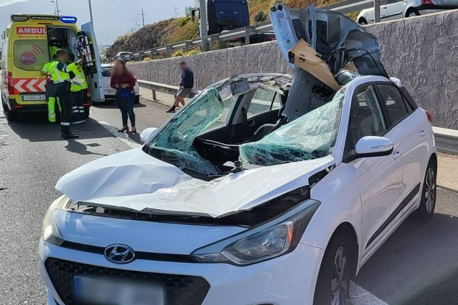 Lucky escape for driver after car hit by the wheel of a lorry on TF-1 motorway