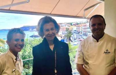 The Queen Mother of Spain surprises staff and diners at a Tenerife restaurant