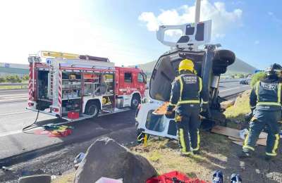 Female driver injured after turning van over on the TF-1 motorway