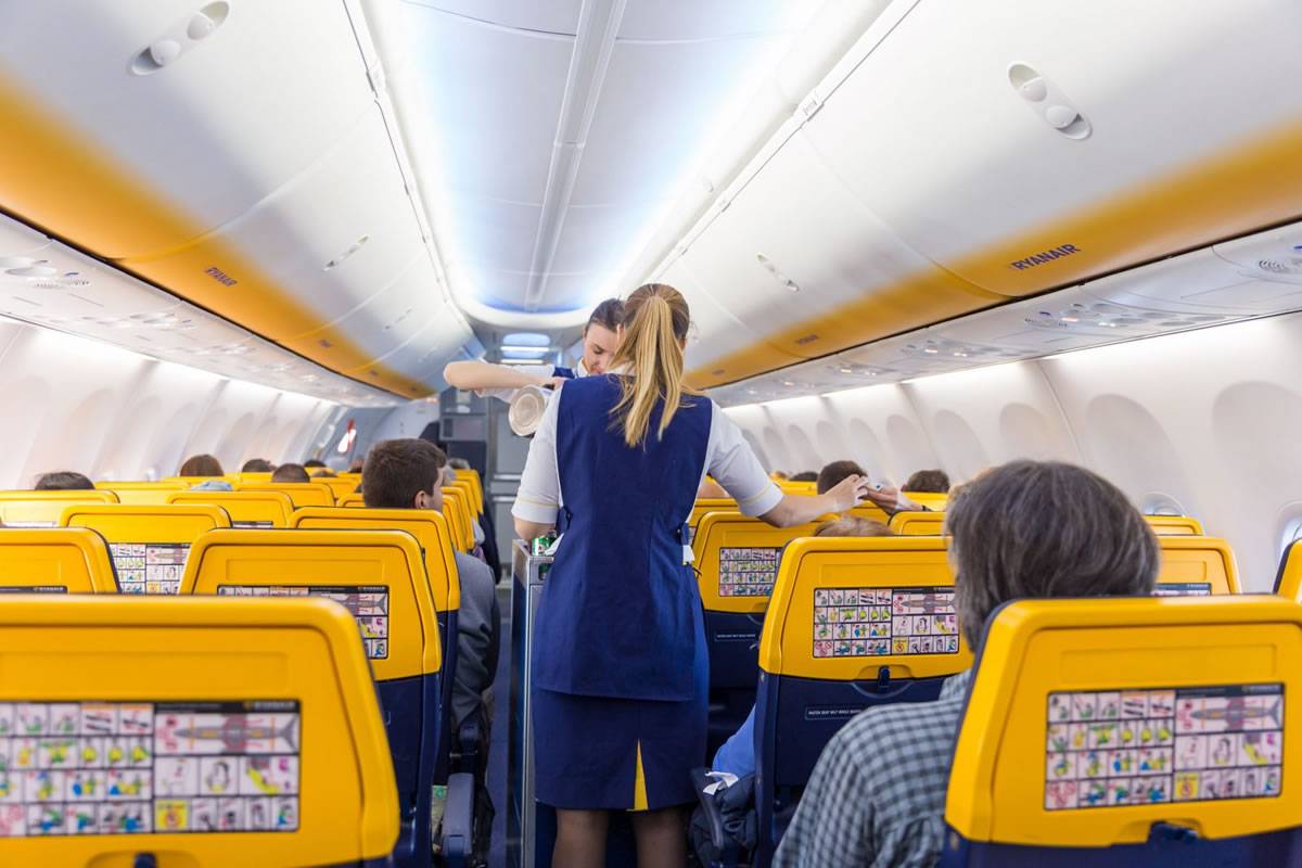 Ryanair investigated for paying some cabin crew in Spain less than the minimum wage 