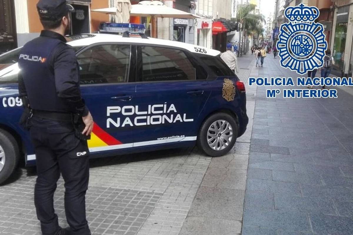 A teacher arrested for sexually assaulting an 8-year-old girl in Gran Canaria
