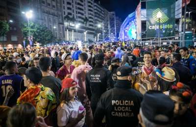 Woman loses a bum bag full of drugs at the Carnival and reports it to the police