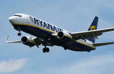 Ryanair flight from Tenerife diverted due to a problem with the toilets