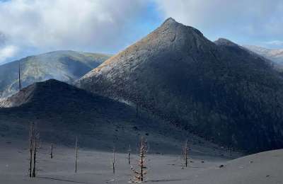 La Palma volcano photo in the final of a Sony competition was taken on a mobile phone