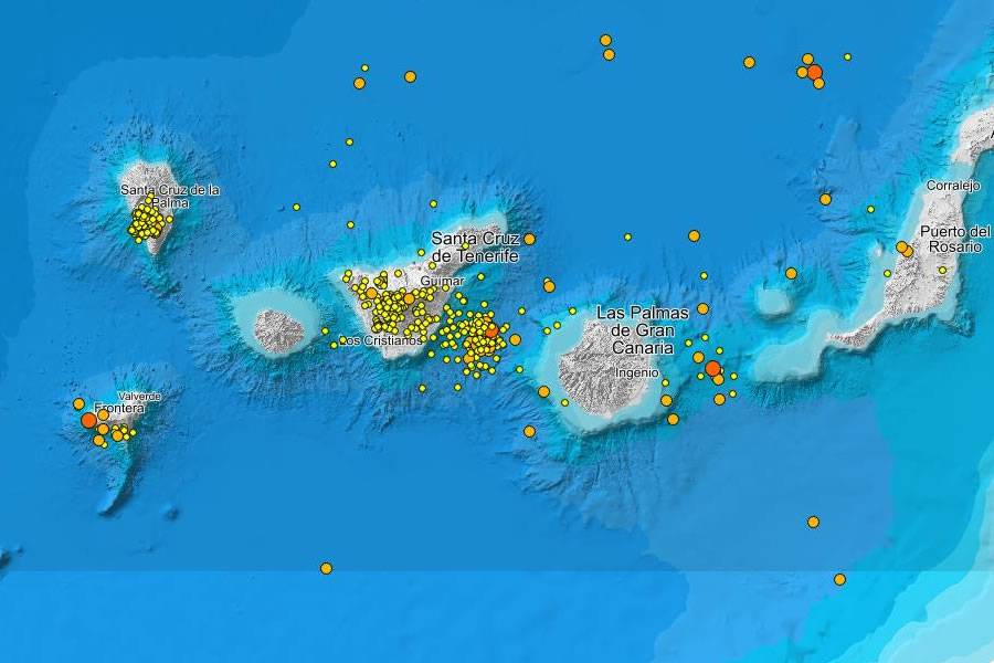 Why are there so many earthquakes between Gran Canaria and Tenerife? 