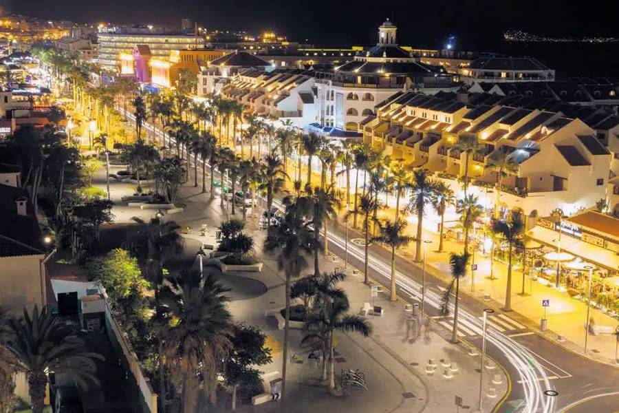 Arona will extend the model of the ‘Golden Mile’ to more streets in Las Americas 