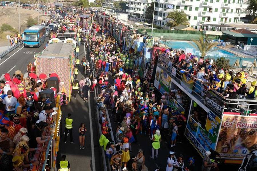 The Maspalomas Parade attracts a record breaking 350,000 people