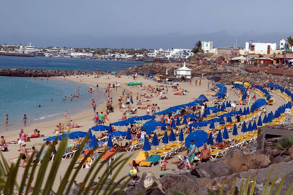 Travel agents insist Brits are undeterred by Lanzarote tourism row