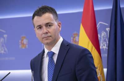 The new Minister of Tourism for Spain is Hector Gomez from Tenerife