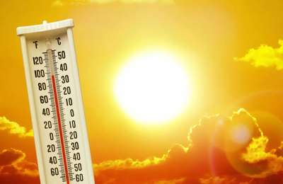 AEMET activates 22 weather warnings for extreme temperatures, wind, and haze