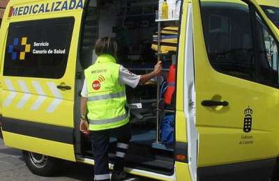 Two injured as car overturns in the Teide National Park