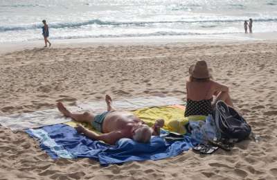 The calm before a storm? A clear and sunny Monday in the Canary Islands