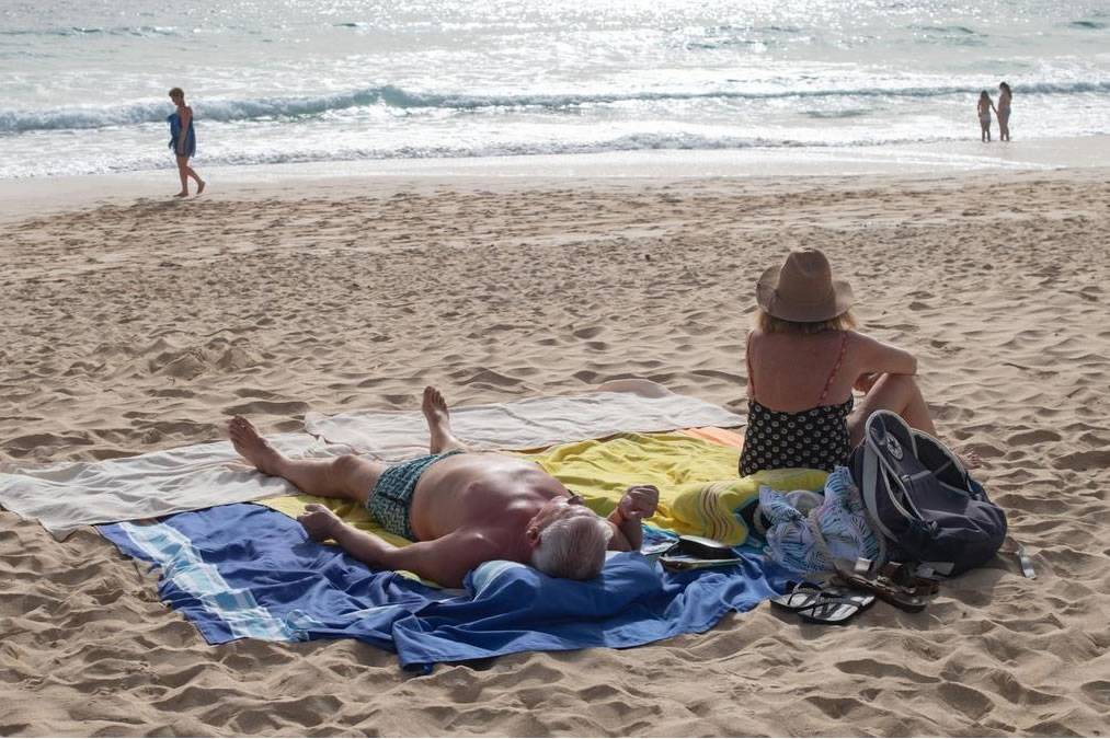The calm before a storm? A clear and sunny Monday in the Canary Islands