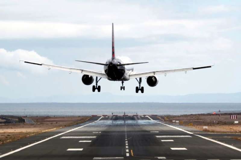 Plane returns to Canary Islands just 40 minutes into flight due to a medical emergency