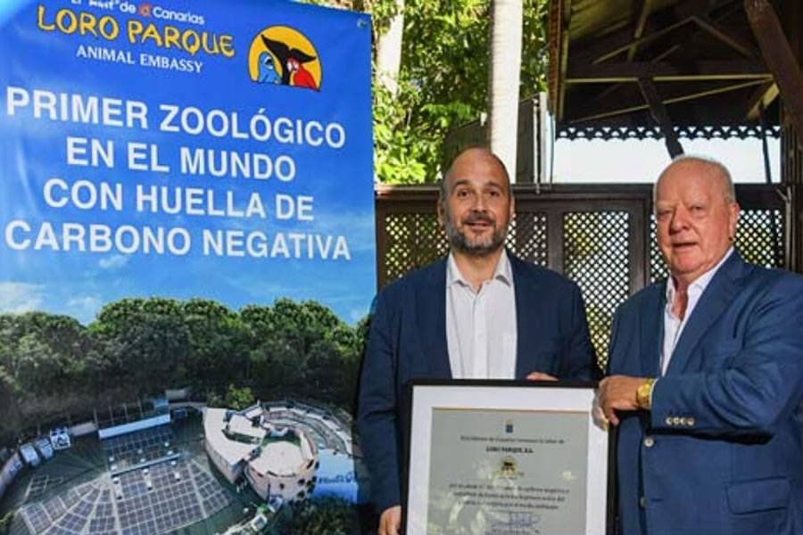 Loro Parque becomes the first zoo in the world with a negative carbon footprint Loro Parque becomes the first zoo in the world with a negative carbon footprint