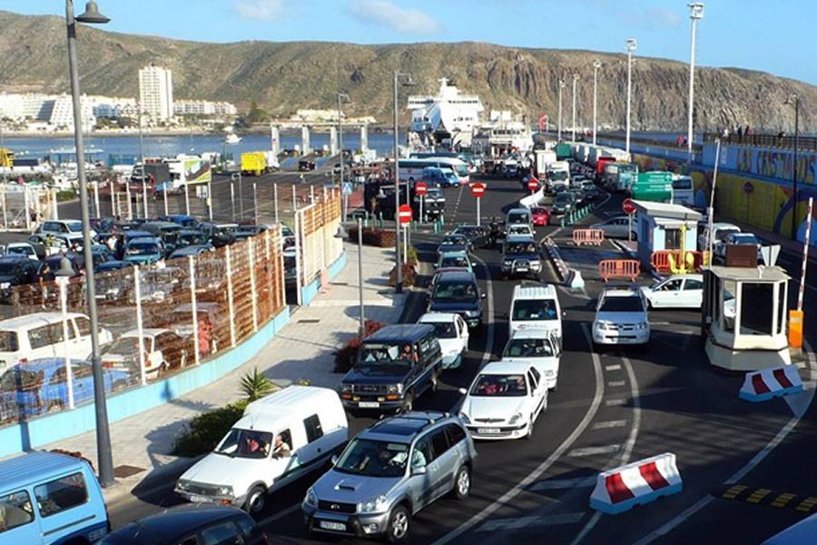 More than 22,000 people will pass through the port of Los Cristianos for Easter More than 22,000 people will pass through the port of Los Cristianos for Easter