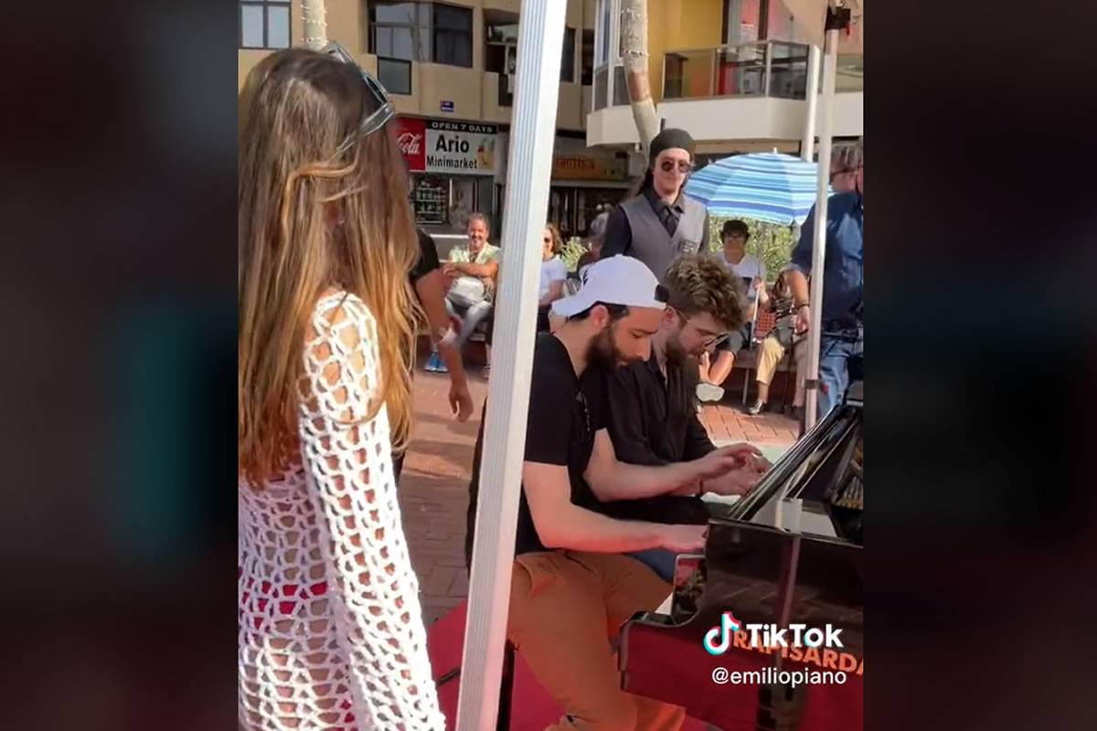 Gran Canaria goes viral thanks to a piano player on the beach!