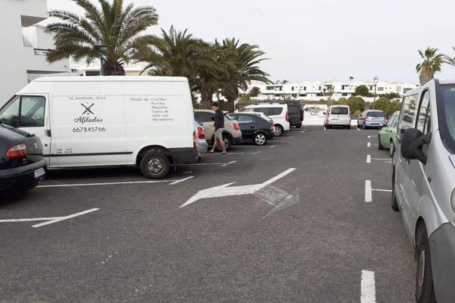 UPDATE: Two young British boys find bag containing thousands of euros in car park