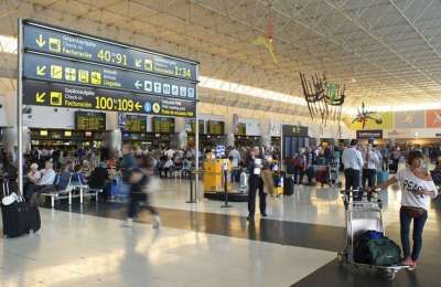 Canary’s airports had 4.3 million passengers in March, 17% more than last year