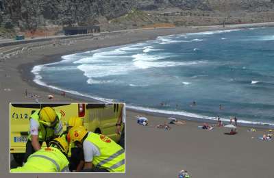 Man dies after banging his head on rocks in the sea by La Laja beach