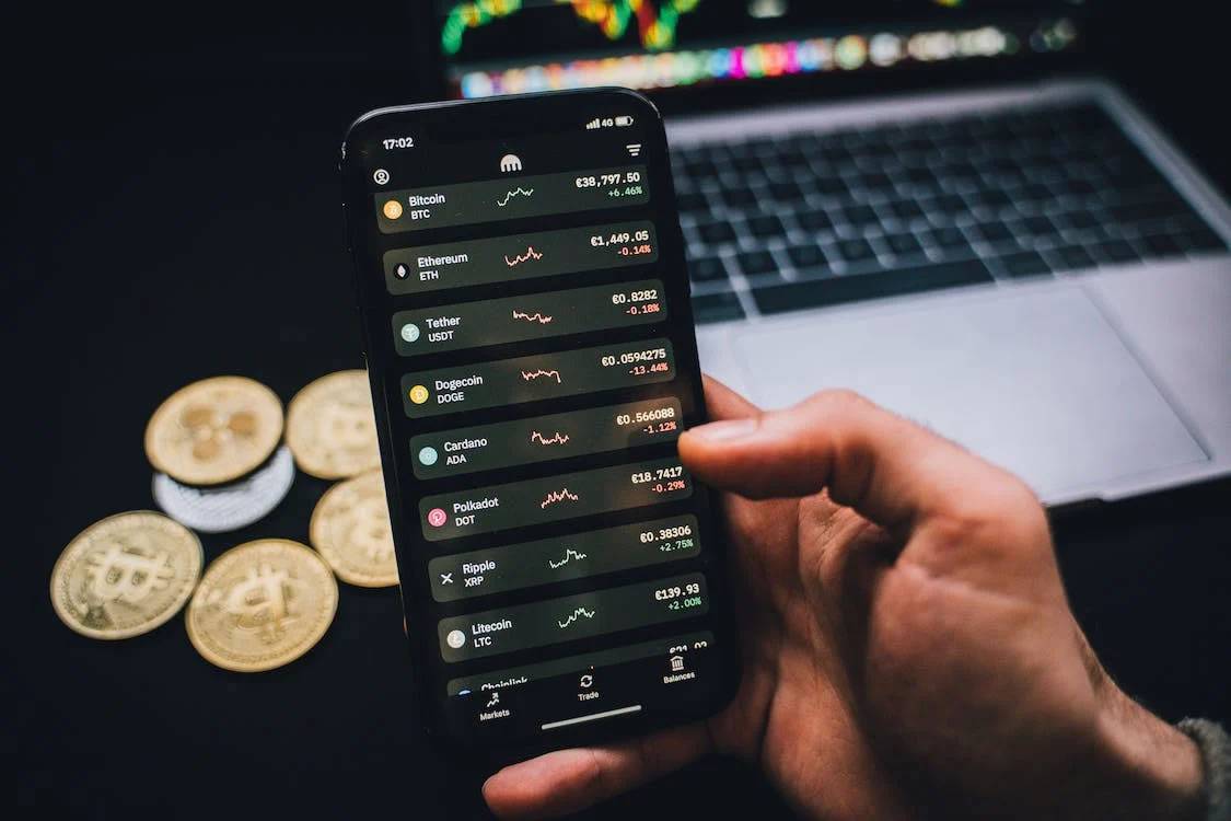 A comprehensive guide to trading and investing in cryptocurrencies