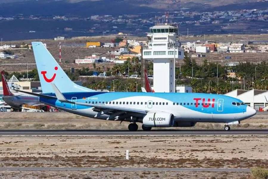 Police needed for two more incidents on flights from the UK to Tenerife Police needed for two more incidents on flights from the UK to Tenerife