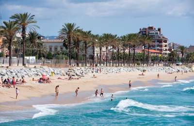 13.7 million international tourists visited Spain in the first quarter of 2023