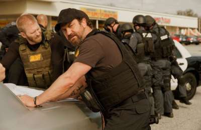 Gerard Butler spotted filming 'Den of Thieves 2' in Tenerife