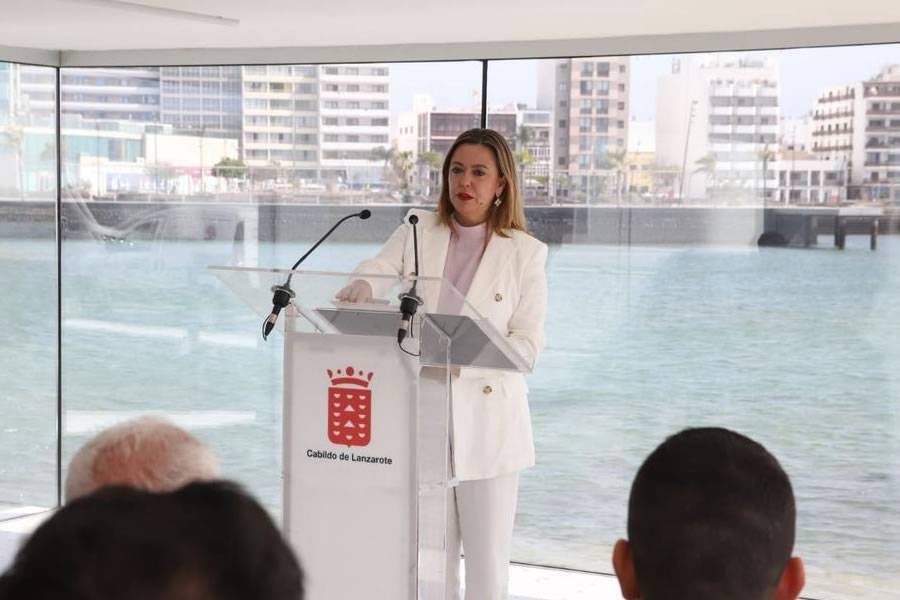 Lanzarote begins the procedures to officially declare the island ‘touristically saturated’