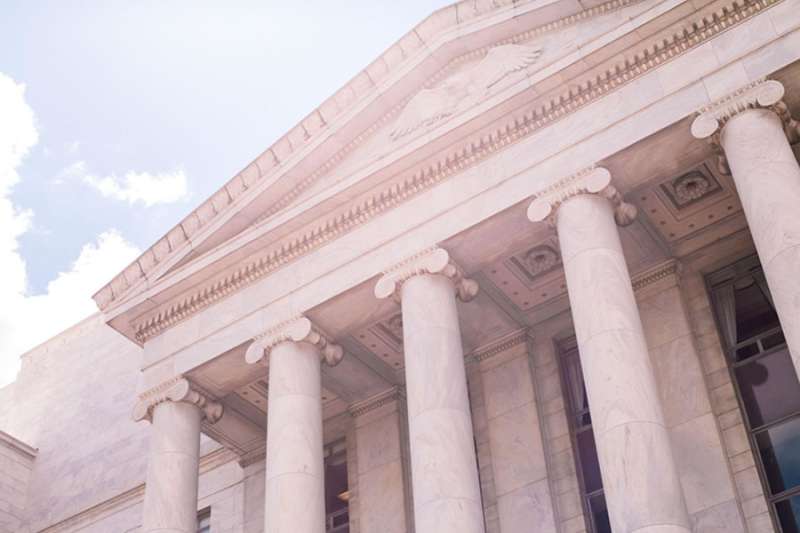 The crucial role of government regulators in online gambling